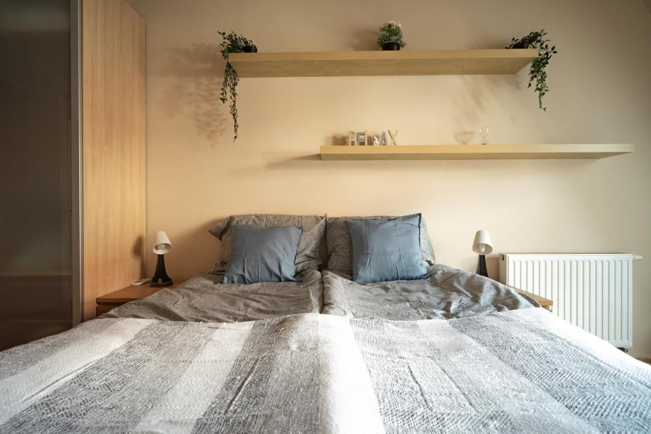 Central Apartment At Gozsdu Court, 60 Sqm, 2 Rooms With 2 Ac, Elevators, Kitchen Budapest Exteriör bild